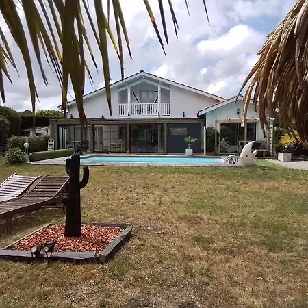 Saint Barth Gujan-Mestras