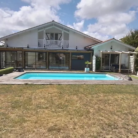 Saint Barth 4* Gujan-Mestras