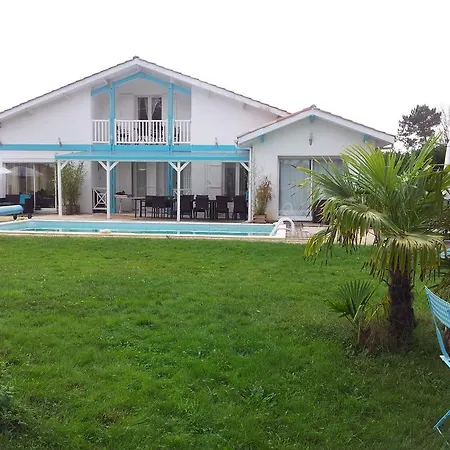 Saint Barth Gujan-Mestras