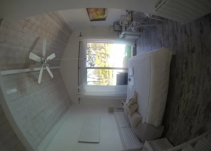 Saint Barth Gujan-Mestras