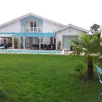 Saint Barth Gujan-Mestras